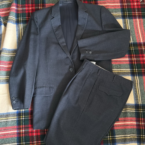 Vintage Custom Suit Made in England Mens 39” Chest 28” Waist